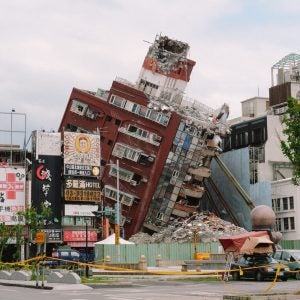 Durch das Erdbeben in Taiwan zerstörtes Haus