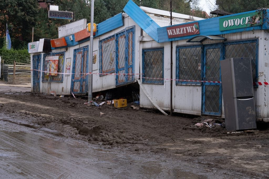 Weggetragene Container