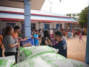 Lebensmittelverteilung in Thailand