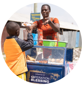 projektbereich_hunger Pamelas mit ihrem Imbisswagen